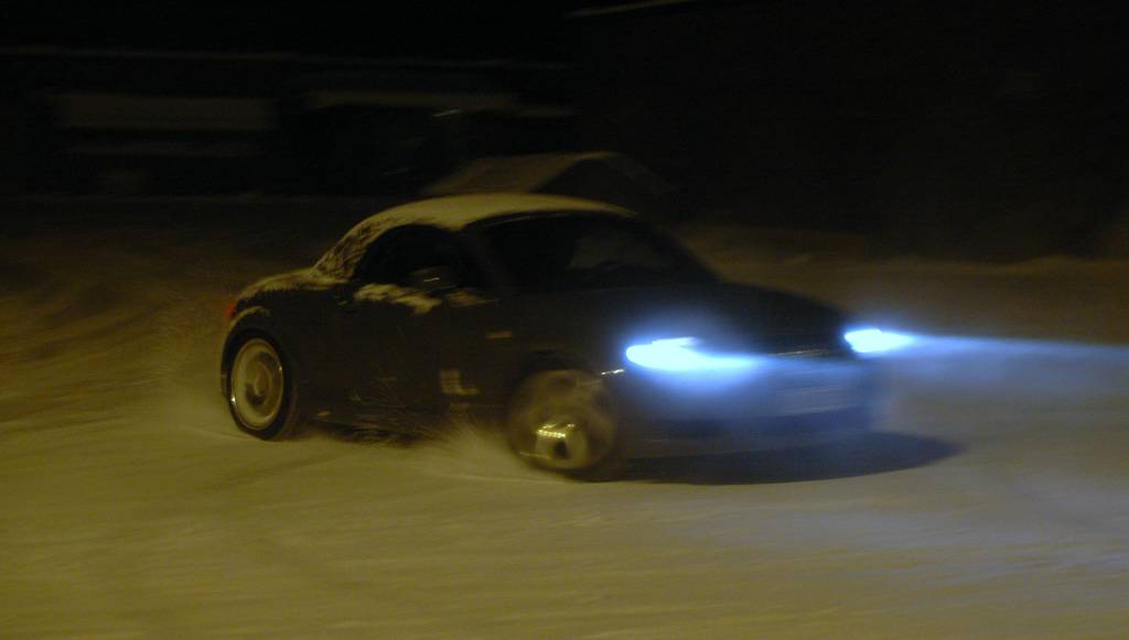 Audi TT Roadster quattro — kuva 017